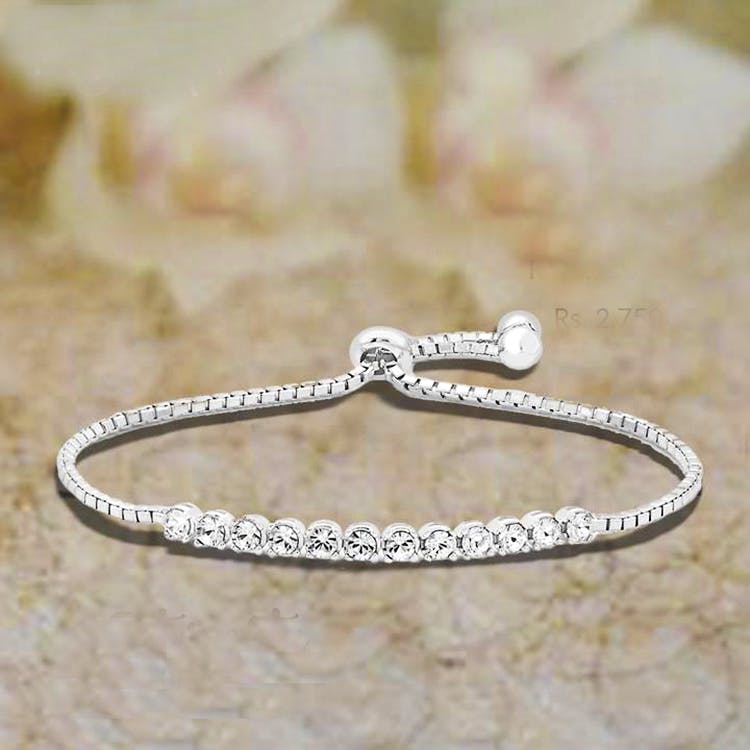 Jewellery,Fashion accessory,Body jewelry,Pre-engagement ring,Platinum,Metal,Silver,Engagement ring,Ring,Bracelet