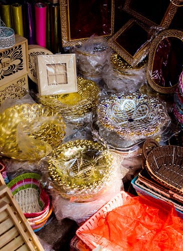 Public space,Market,Bazaar,Basket,Food,Marketplace,City,Souvenir,Delicacy