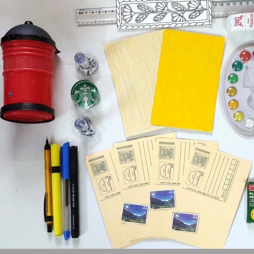 Yellow,Stationery,Paint,Plastic,Paper product,Paper,Drawing
