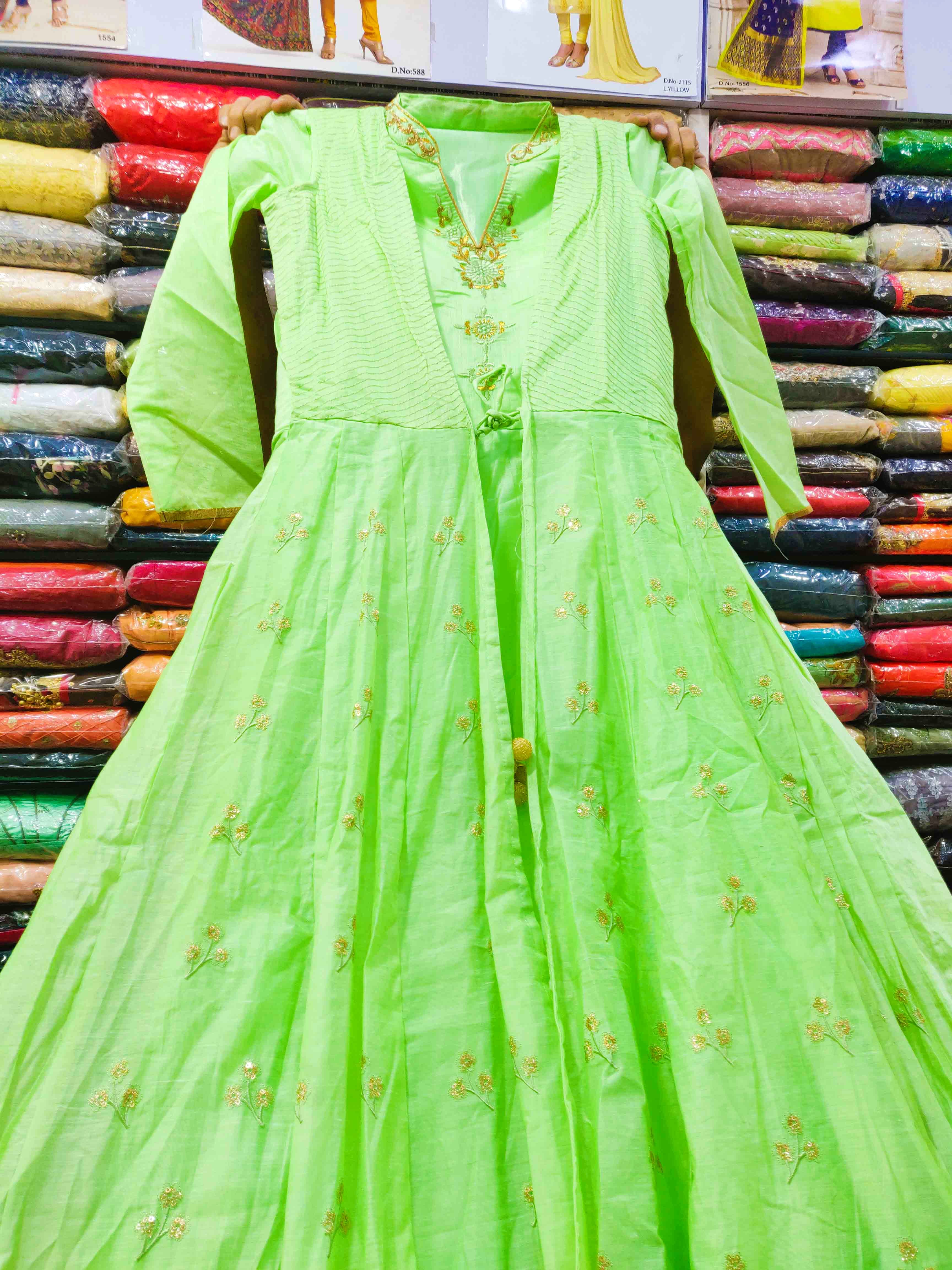 Green,Clothing,Dress,Yellow,Shoulder,Gown,Fashion,Costume design,Fashion design,Outerwear