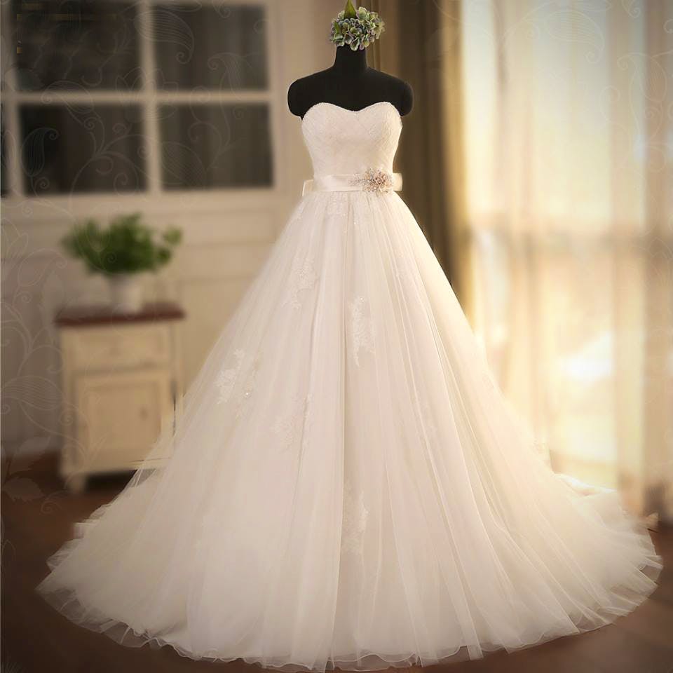 white marriage dress