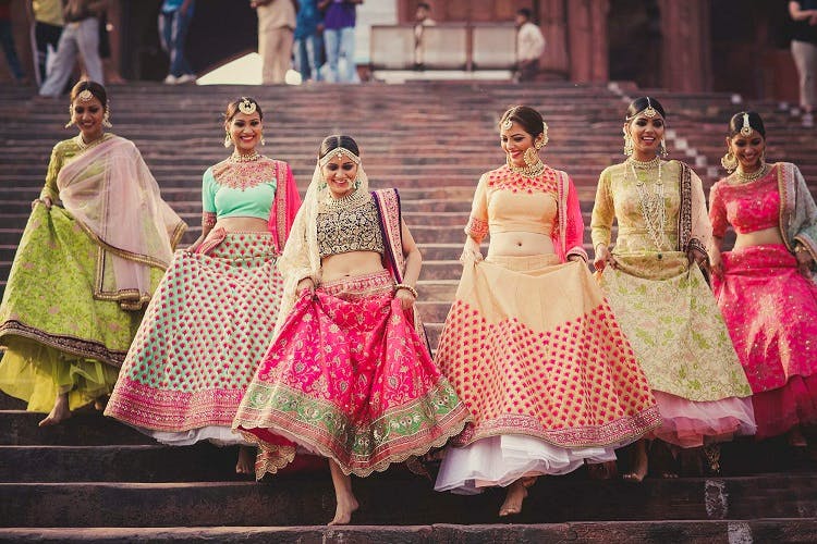 Pink,Fashion,Event,Tradition,Performing arts,Dress,Performance,Dance,Dancer,Folk dance