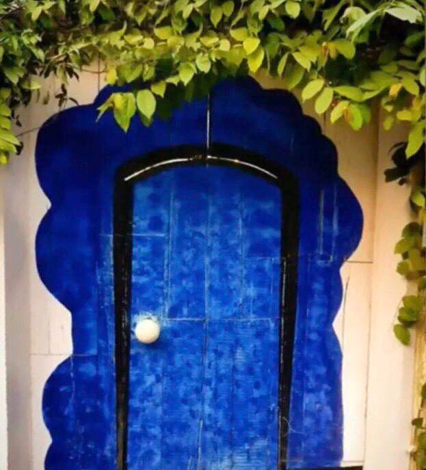 Blue,Arch,Cobalt blue,Majorelle blue,Wall,Architecture,Door,Window