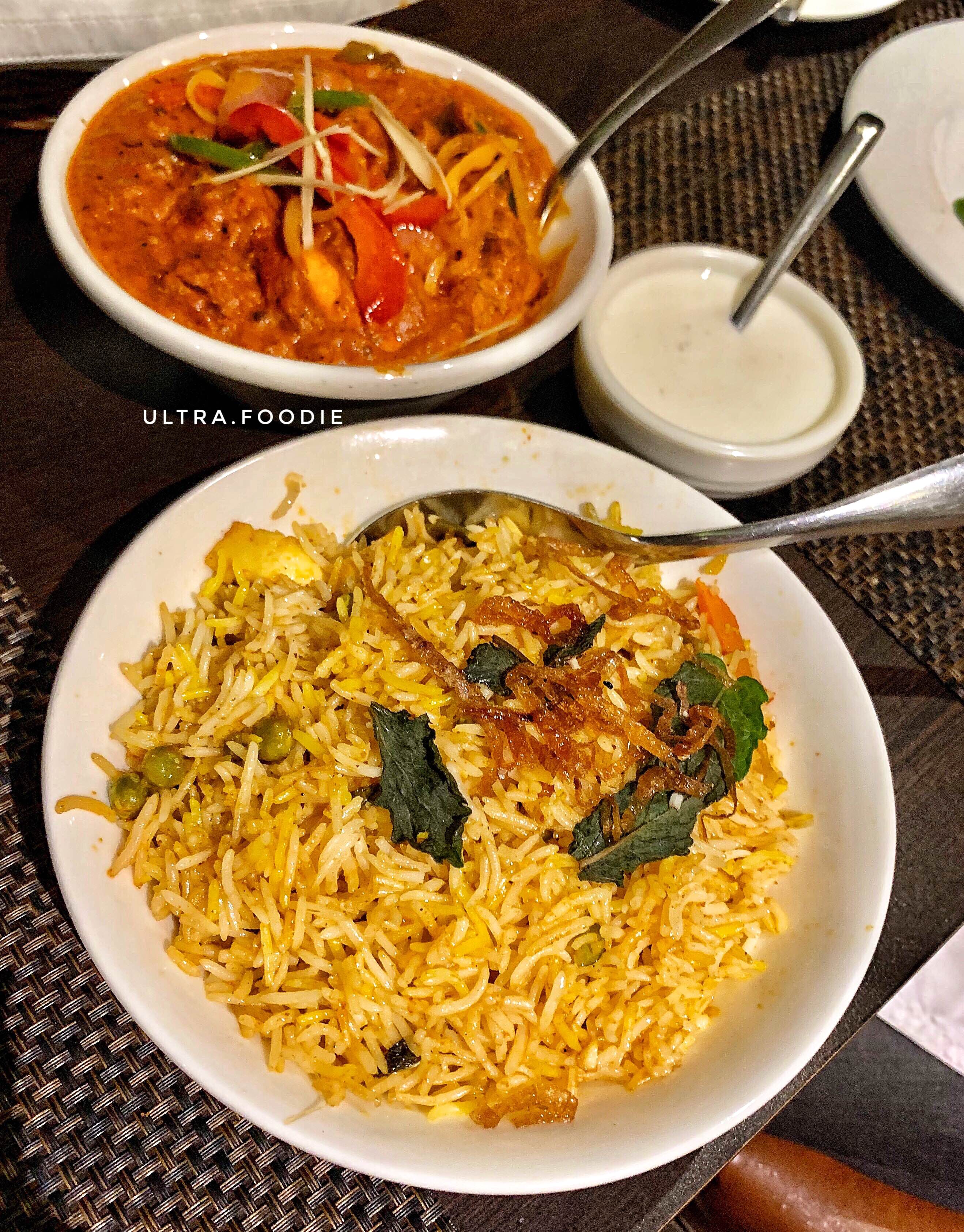 Dish,Food,Cuisine,Ingredient,Biryani,Recipe,Hyderabadi biriyani,Produce,Meat,Puliyogare