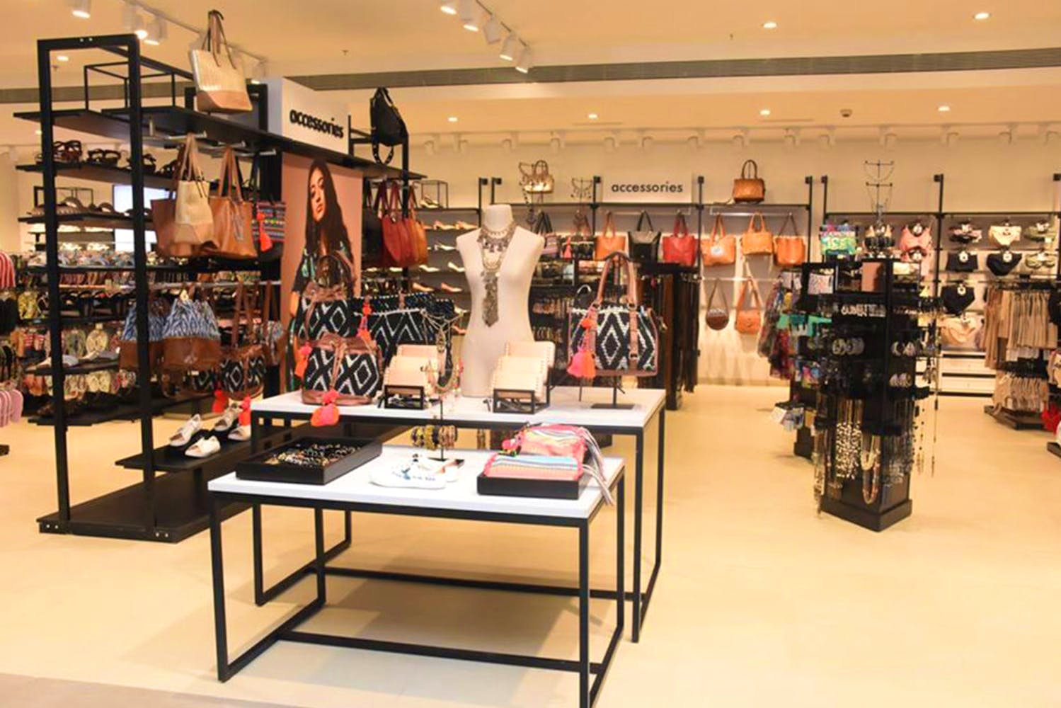 Head To Westside, Park Street For Shopping I LBB, Kolkata