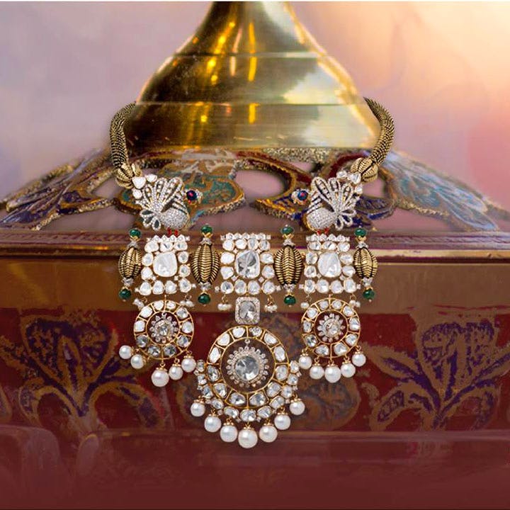 Fashion accessory,Jewellery,Diamond,Crystal,Crown,Metal