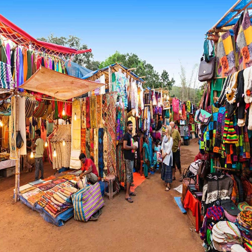 Marketplace,Market,Selling,Bazaar,Public space,Human settlement,Flea market,Shopping,Stall,City