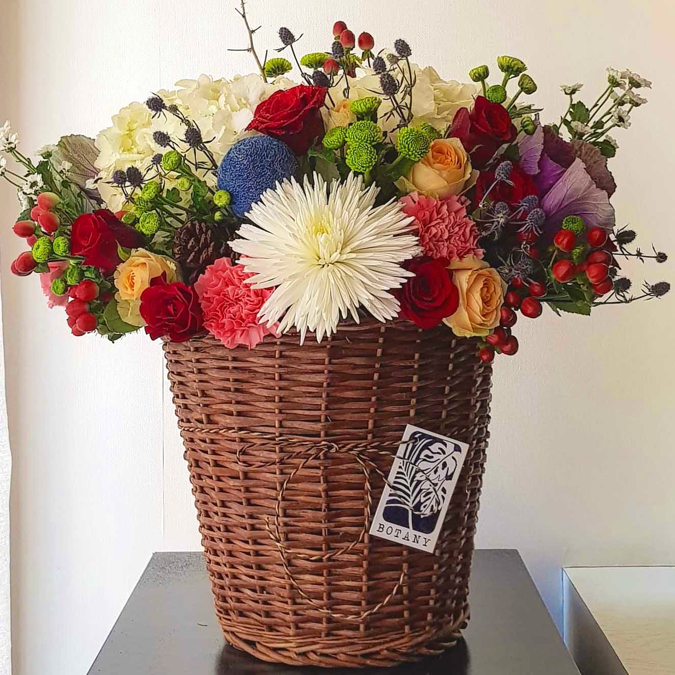Flower,Flowerpot,Flower Arranging,Cut flowers,Floristry,Bouquet,Floral design,Plant,Artificial flower,Vase