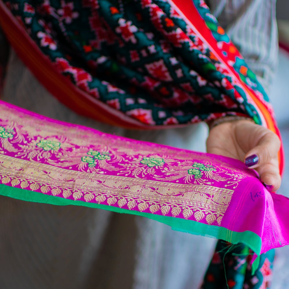 Pink,Magenta,Textile,Design,Embroidery,Pattern,Sari,Tradition,Visual arts,Pattern