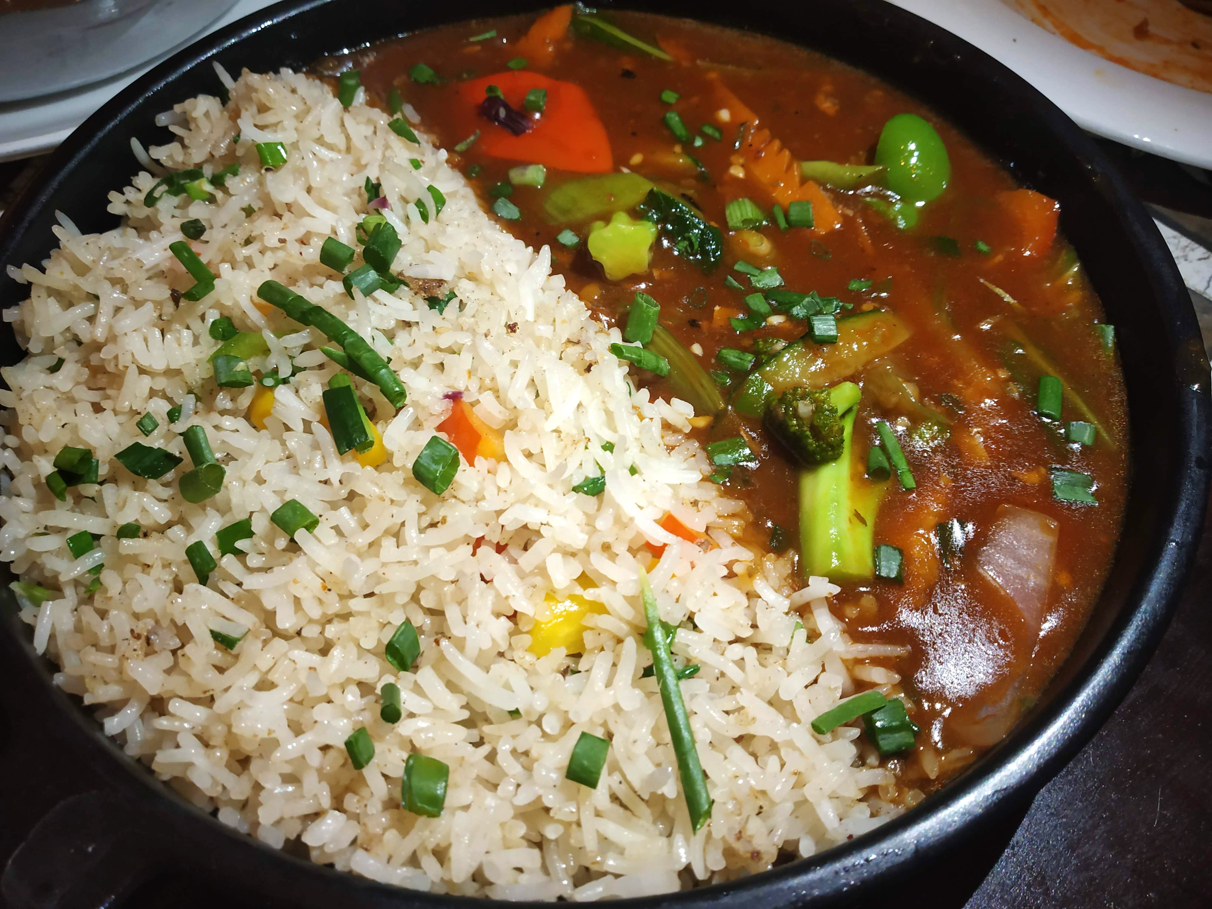 Dish,Food,Cuisine,Spiced rice,White rice,Ingredient,Steamed rice,Rice,Jasmine rice,Basmati