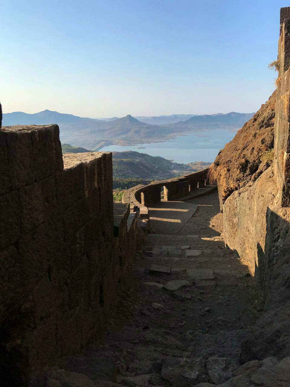 Sky,Wall,Landscape,Fortification,Mountain,Hill,Ruins,Vacation,Ancient history,Terrain