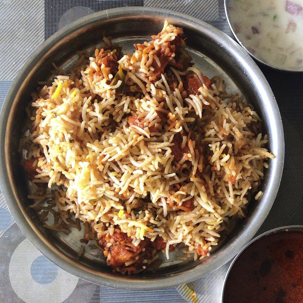 Dish,Cuisine,Food,Ingredient,Hyderabadi biriyani,Side dish,Biryani,Recipe,Meat,Produce