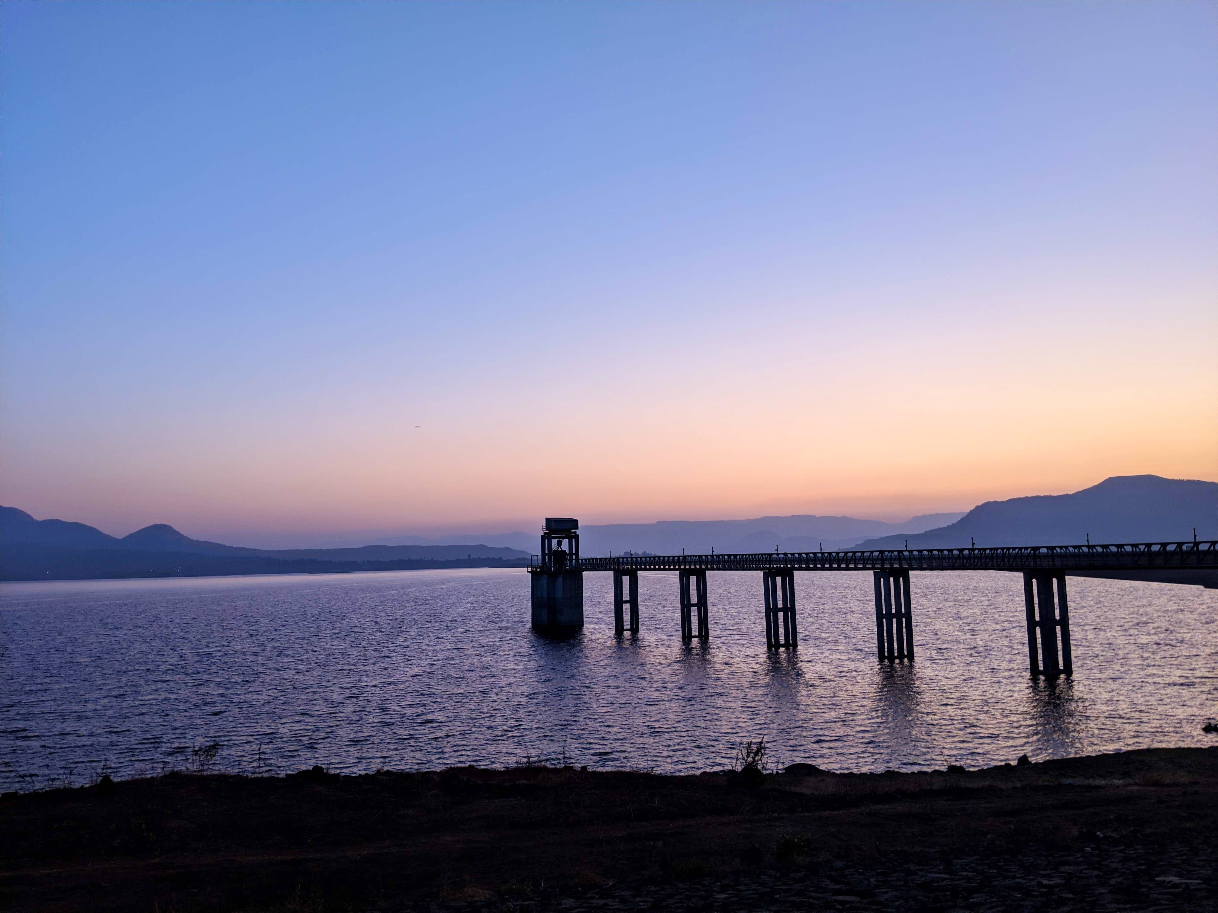 Sky,Body of water,Horizon,Water,Afterglow,Sea,Sunset,Evening,Morning,Dusk