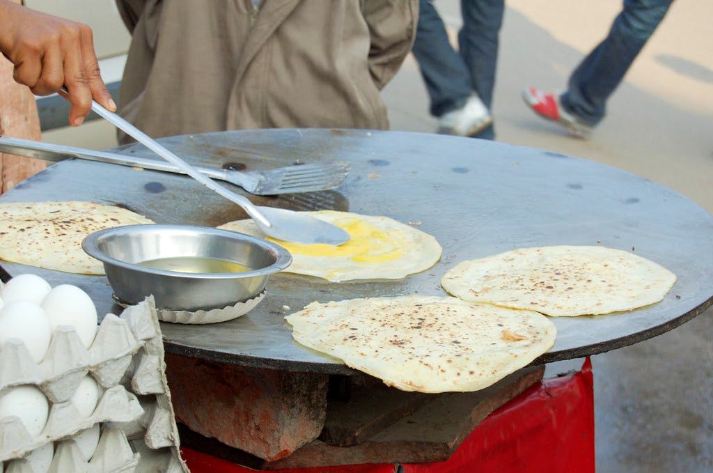 Food,Cuisine,Dish,Chapati,Roti,Flatbread,Tortilla,Naan,Corn tortilla,Pathiri