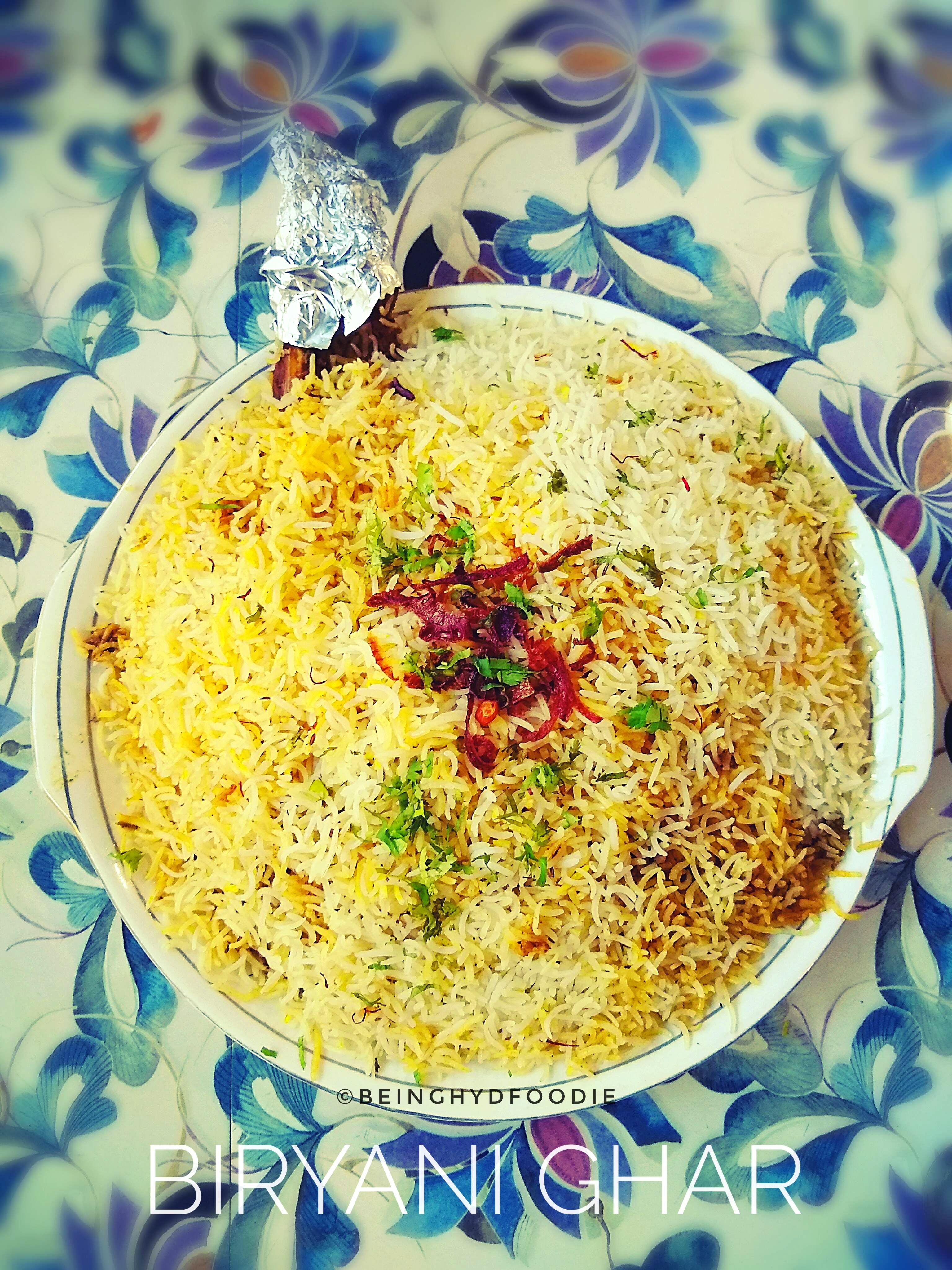 Dish,Spiced rice,Food,Cuisine,Biryani,Ingredient,Hyderabadi biriyani,Rice,Pulihora,Recipe