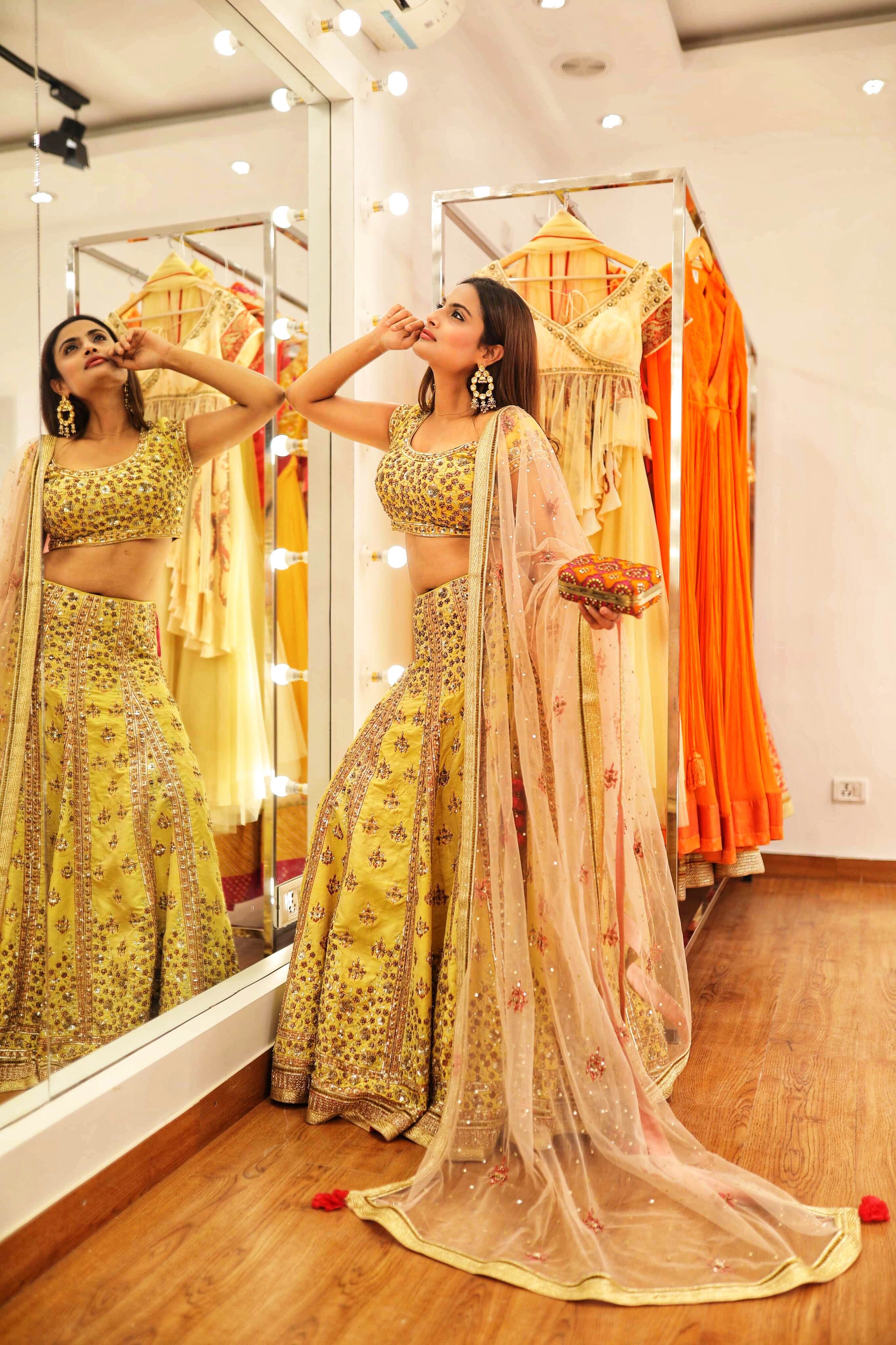 lehenga shops in lajpat nagar