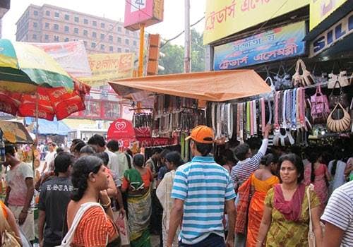 Marketplace,Market,Bazaar,People,Public space,Crowd,Street food,City,Event,Stall