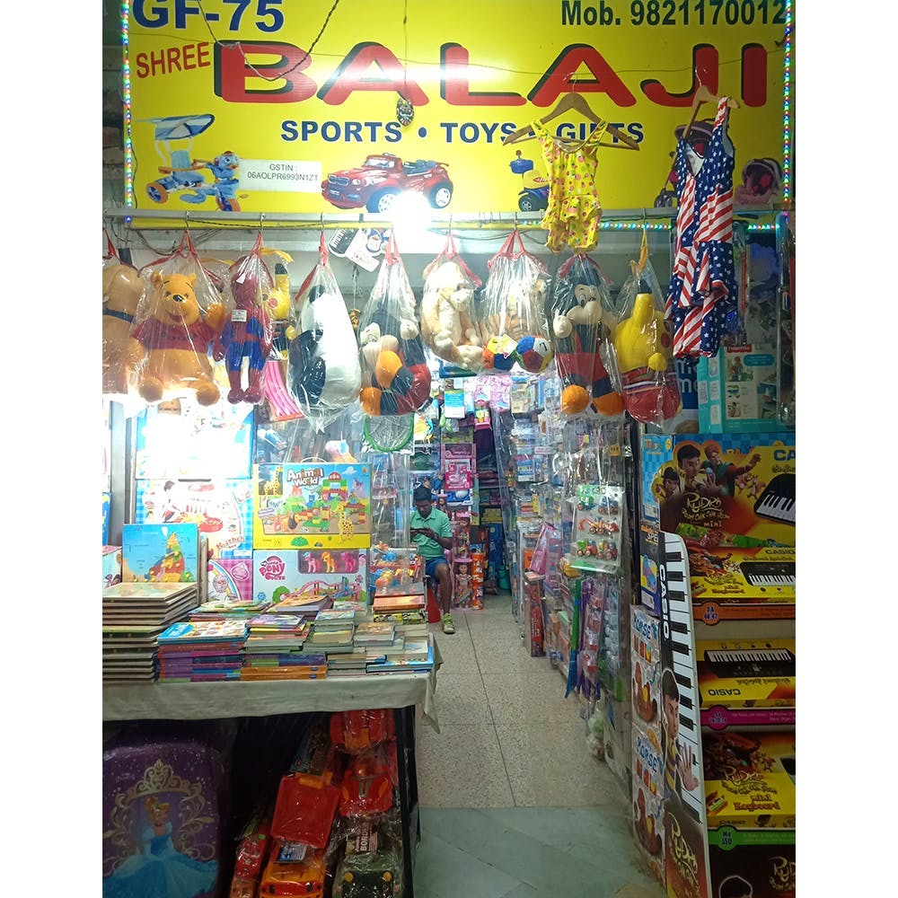 6 Best Kids Apparel And Toy Stores Vyapar Kendra Lbb Delhi