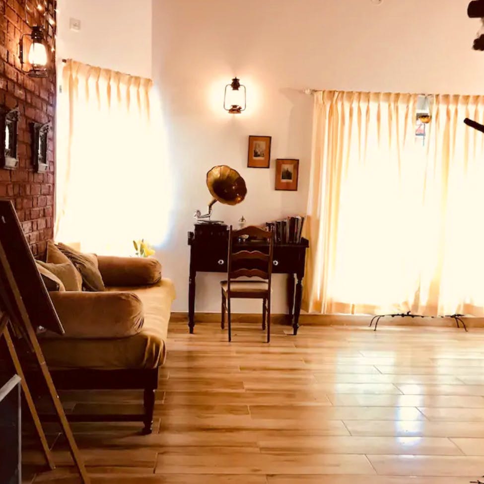 Stay At Artist S Adventure Cottage In Lonavala I Lbb Mumbai