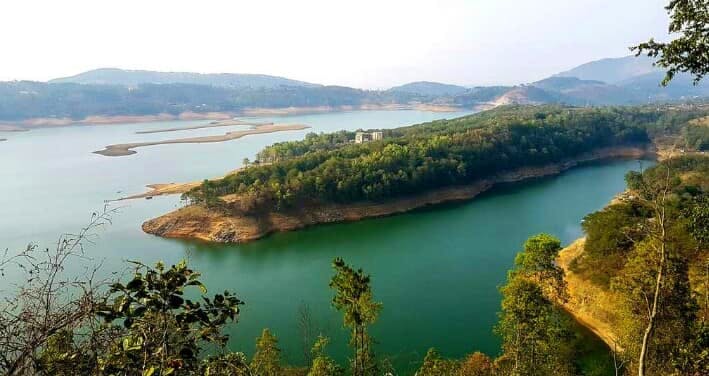 Body of water,Water resources,Nature,Reservoir,Water,Lake,Natural landscape,Hill station,River,Coast