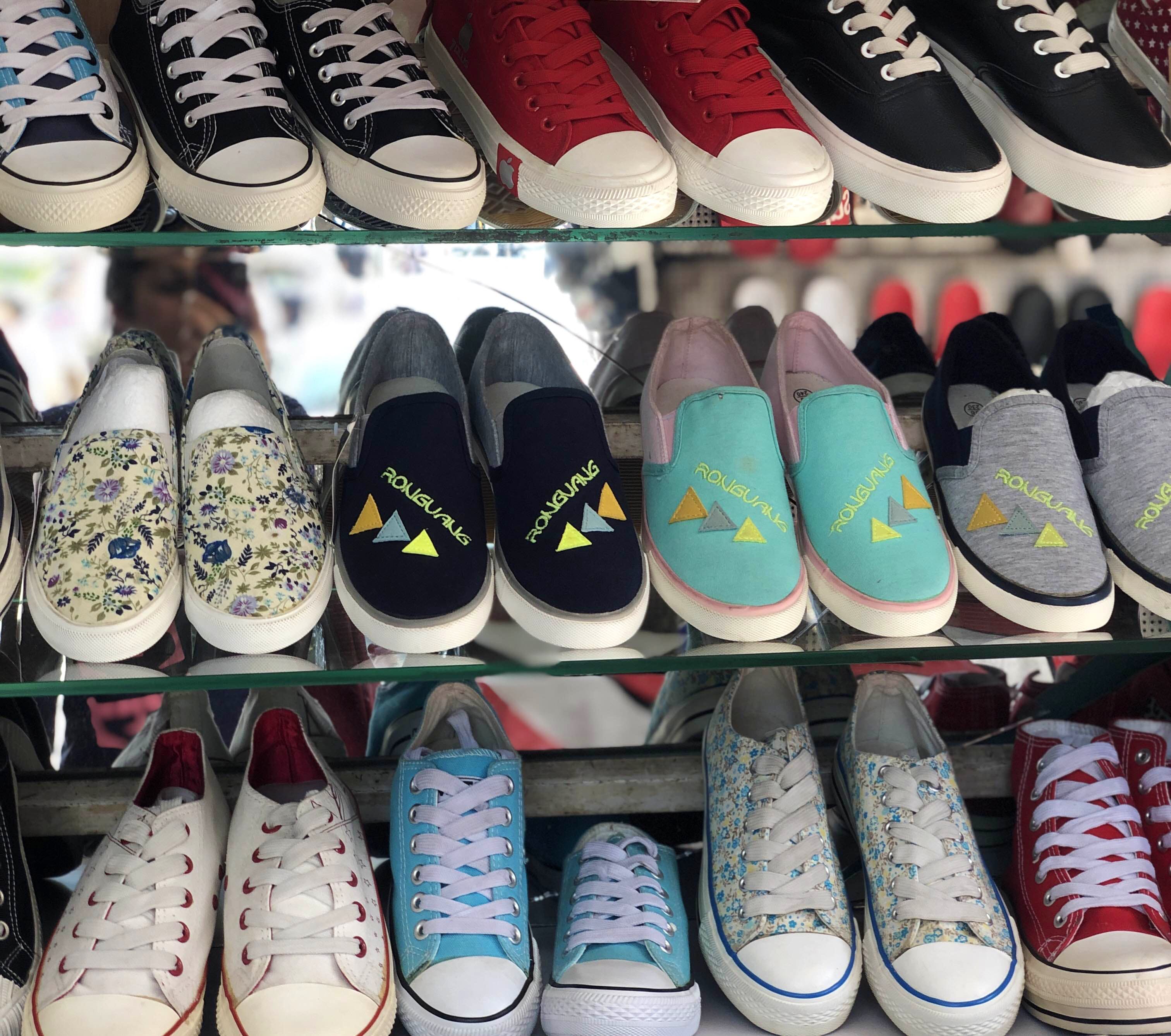 Footwear,Shoe,Skate shoe,Sneakers,Plimsoll shoe,Athletic shoe,Collection,Outdoor shoe