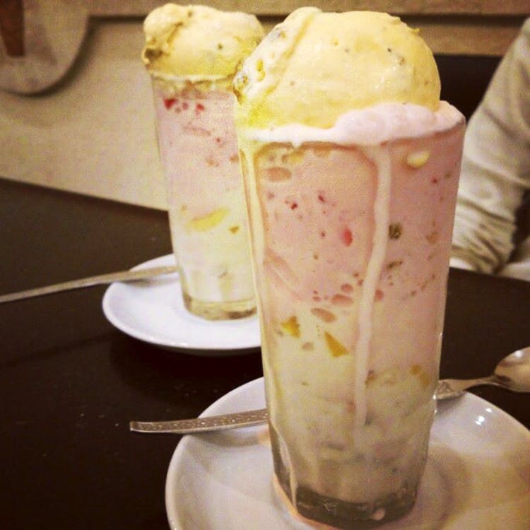 Food,Ice cream,Cuisine,Dessert,Dish,Ingredient,Frozen dessert,Drink,Gelato,Falooda