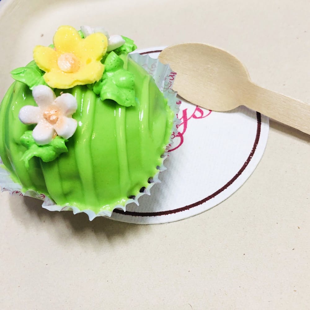 Green,Food,Cake,Dessert,Icing,Gyūhi,Dish,Cuisine,Fondant,Cupcake