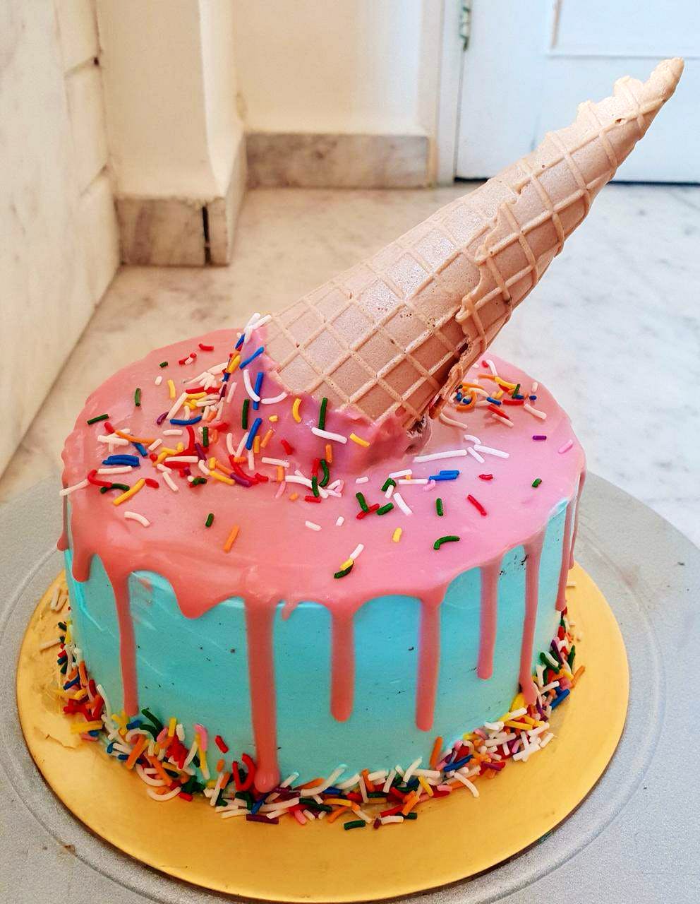 Competition: Super Awesome Cake In The World - Amazing Cake Ideas