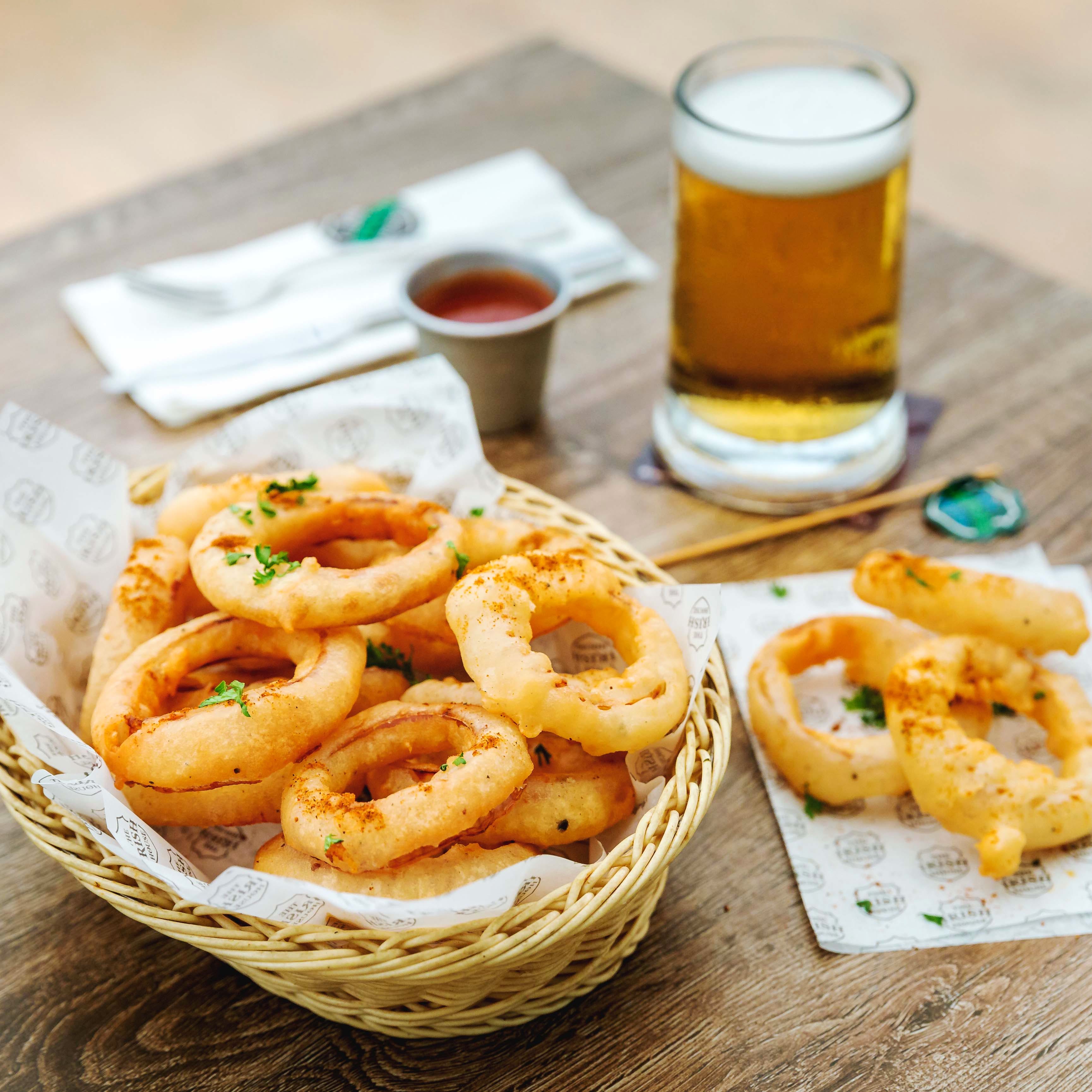 Dish,Food,Cuisine,Fried food,Ingredient,Side dish,Produce,Onion ring,Recipe,Shrimp