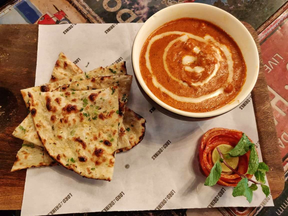 Dish,Food,Cuisine,Naan,Ingredient,Gözleme,Roti canai,Roti,Paratha,Flatbread