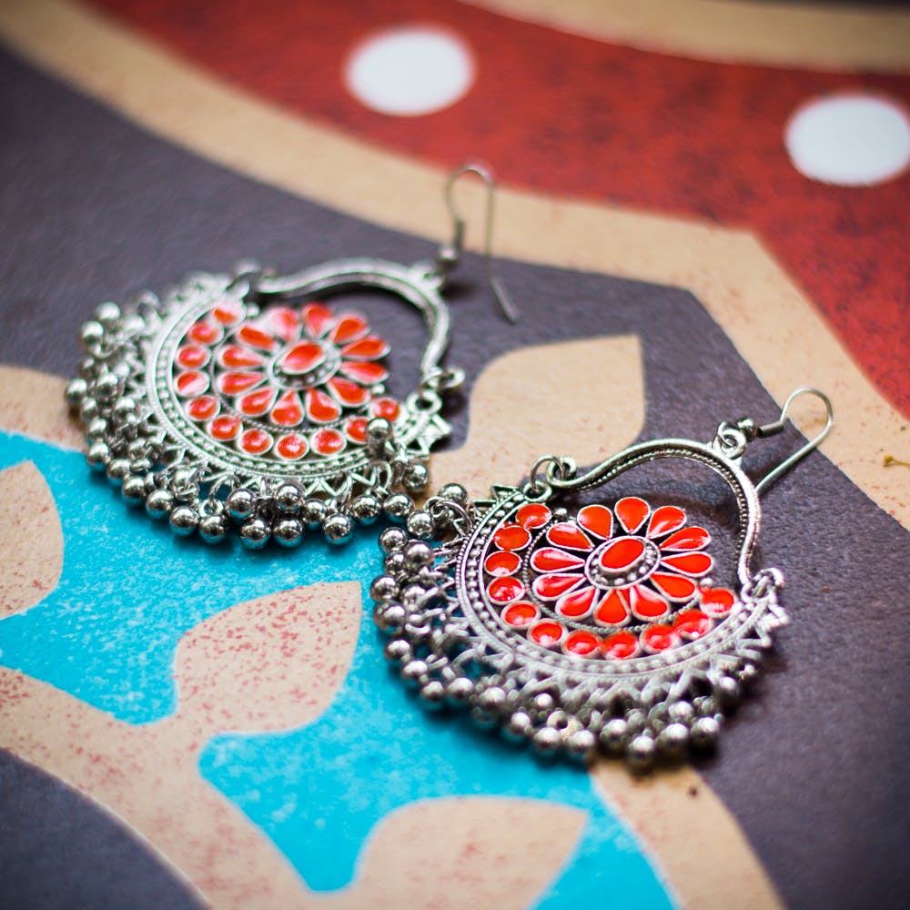 Earrings,Jewellery,Fashion accessory,Body jewelry,Turquoise,Ornament,Silver,Metal