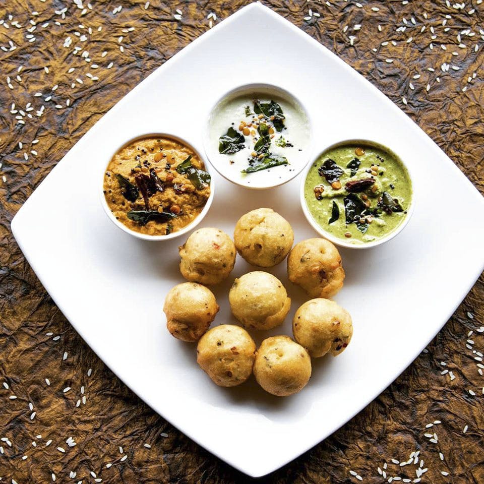 Dish,Food,Cuisine,Ingredient,Produce,Potato,Recipe,Vegetarian food,Bonda,Indian cuisine