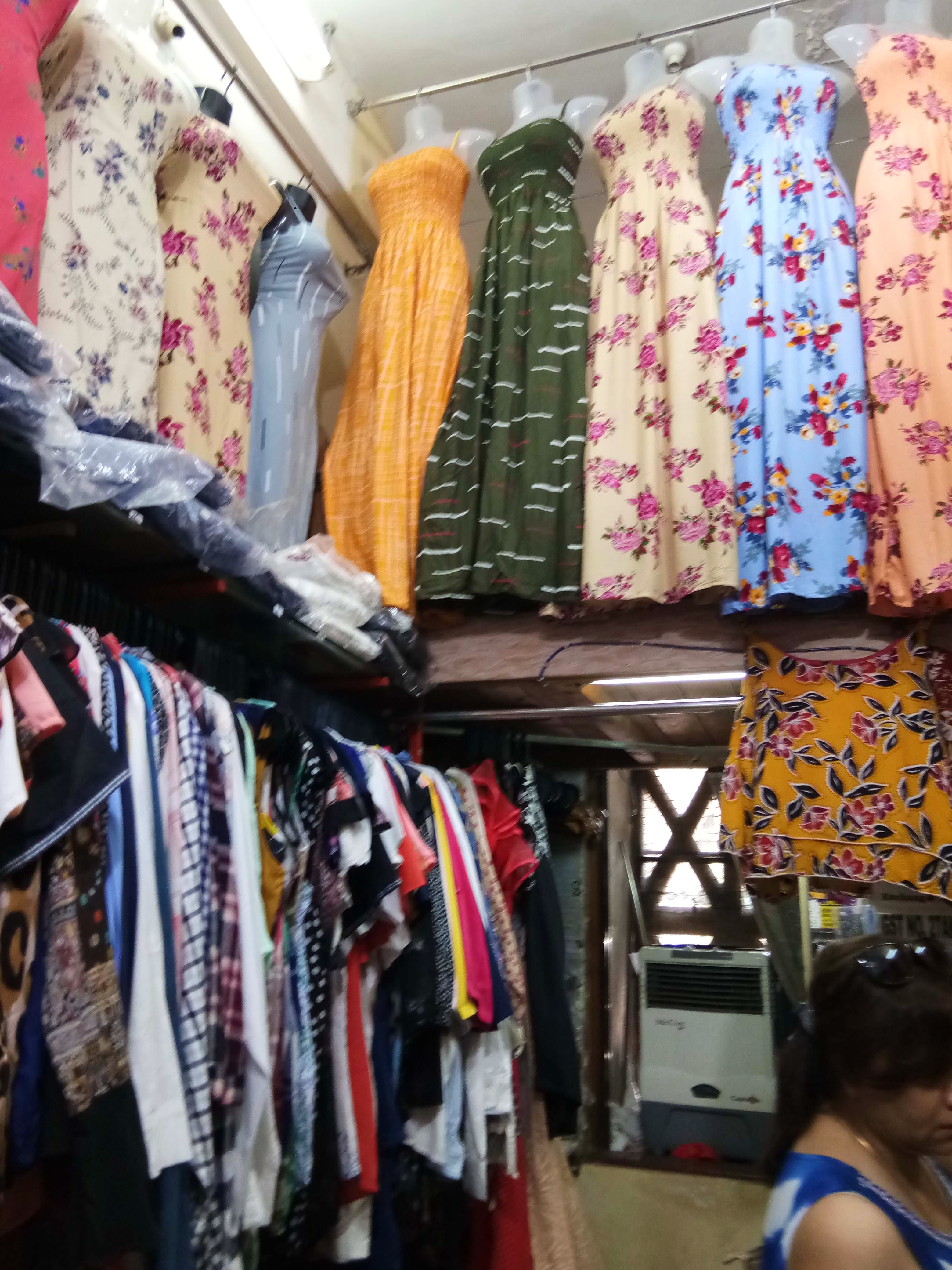 Boutique,Room,Closet,Bazaar,Textile,Wardrobe,Outlet store,Market