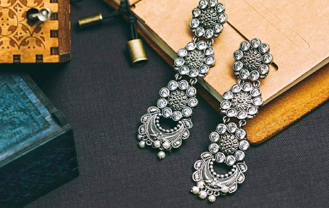 beautiful silver jewelry