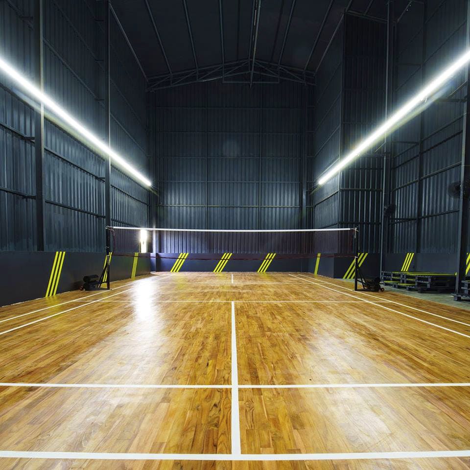 Sport venue,Light,Floor,Line,Flooring,Field house,Room,Architecture,Building,Hall