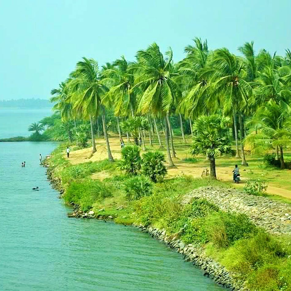 places to visit near yanam