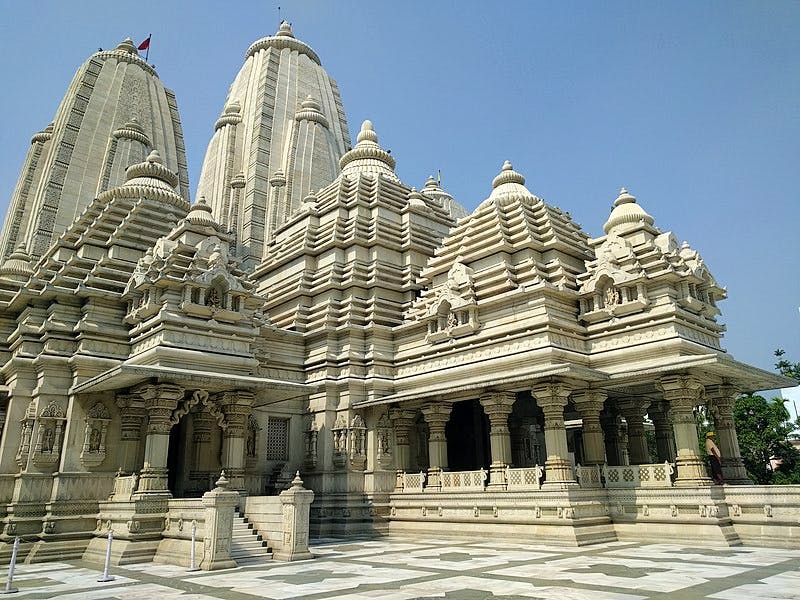 Hindu temple,Landmark,Temple,Place of worship,Historic site,Building,Architecture,Holy places,Classical architecture,Temple