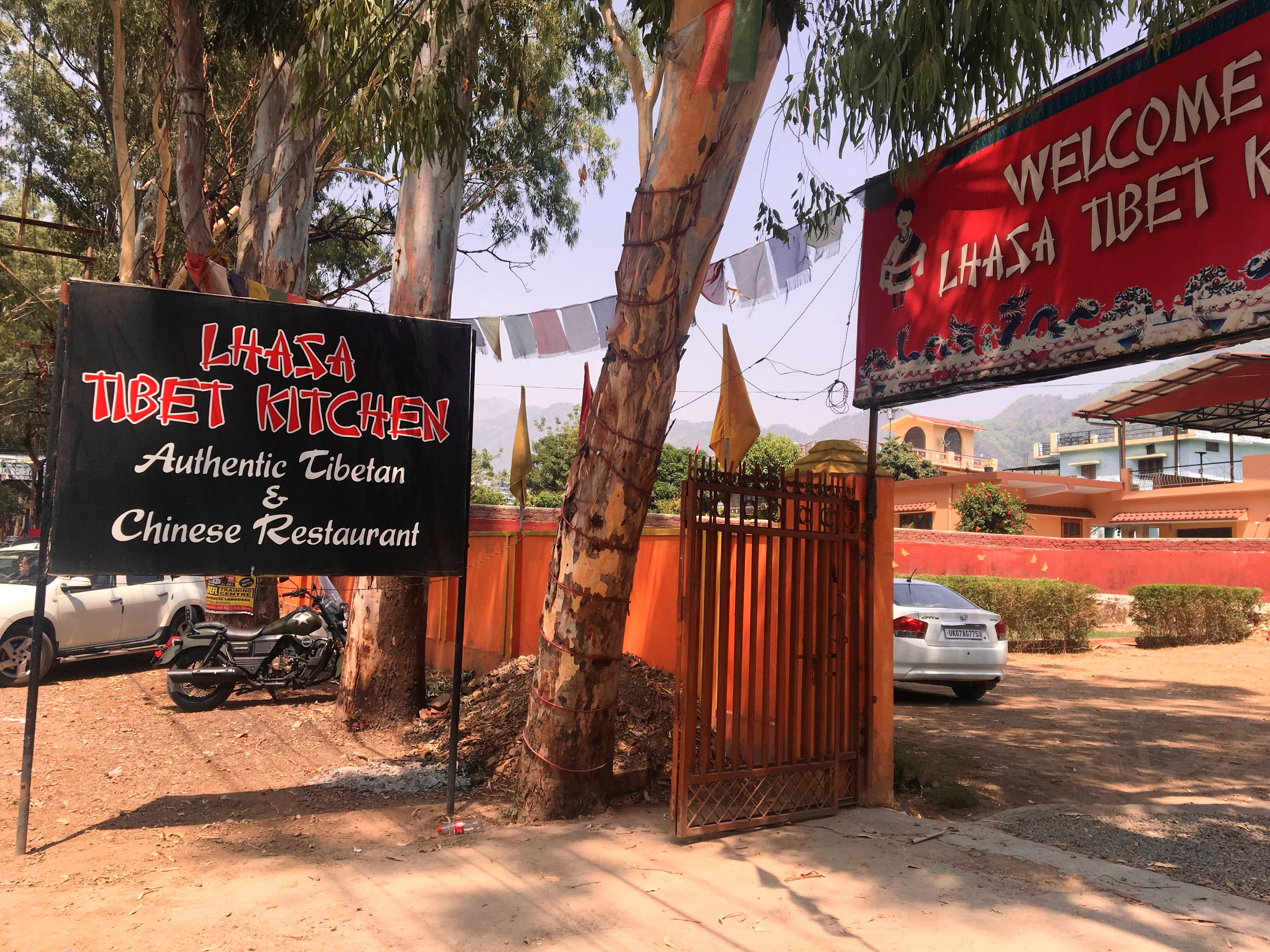 Authentic Thukpa Momos At This Tibetan Food Joint In Dehradun Lbb