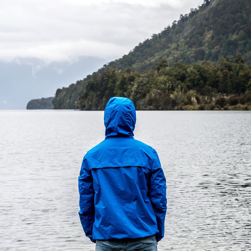 Blue,Water,Hoodie,Cobalt blue,Outerwear,Turquoise,Sky,Jacket,Sound,Human