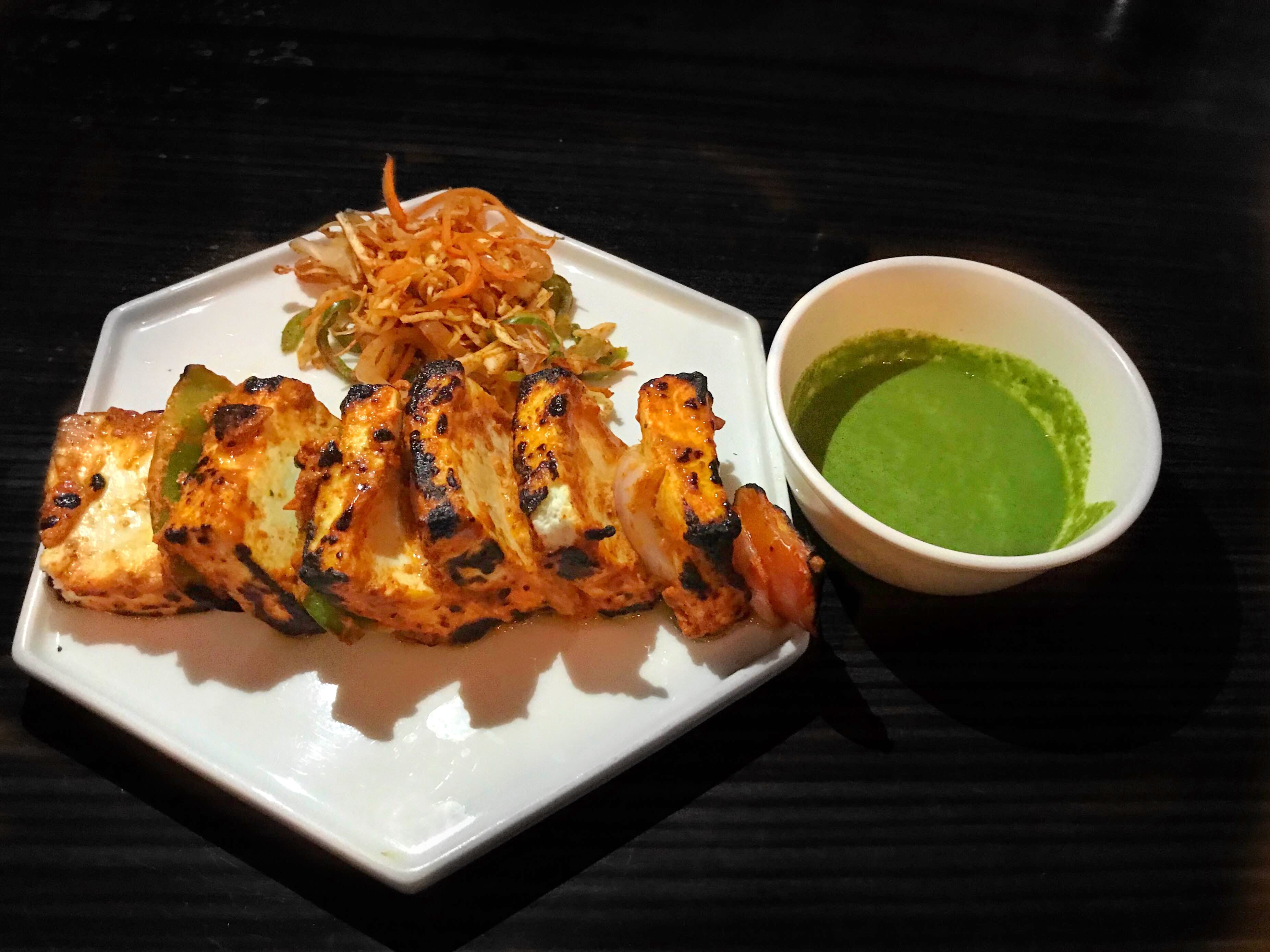 Dish,Food,Cuisine,Ingredient,Chicken tikka,Meat,Produce,Fried food,Yakitori,Satay