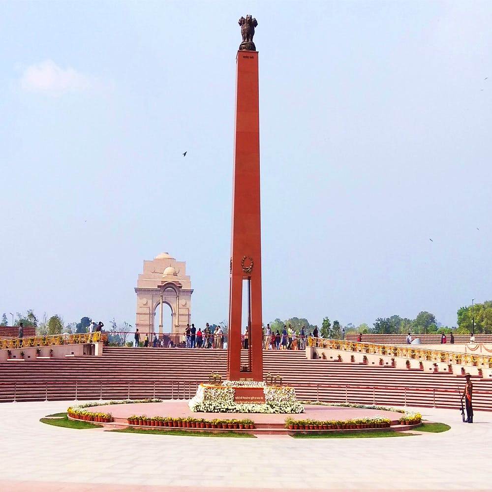 Landmark,Monument,Obelisk,Memorial,National historic landmark,National monument,Column,Town square