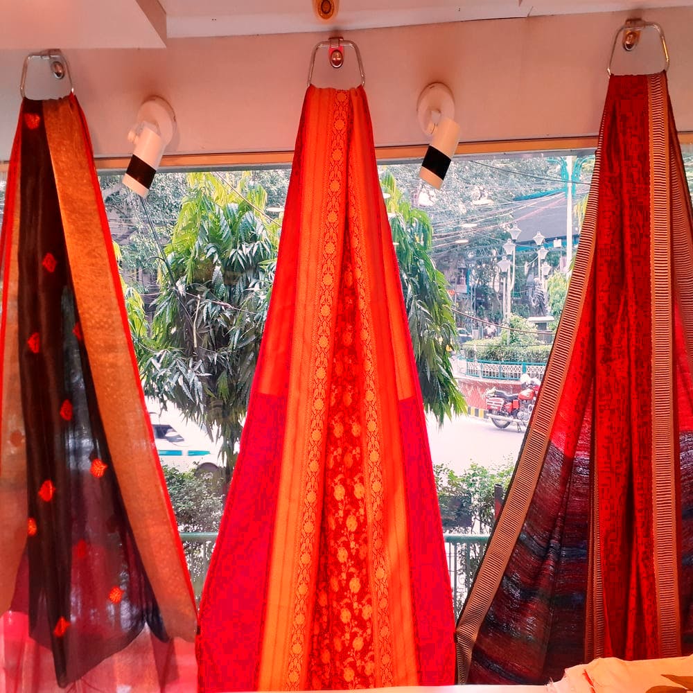 Amp Up Your Six Yards of Elegance With Super-Comfy Handloom Saris From This Shop