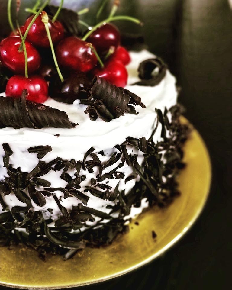 Food,Cake,Dessert,Black forest cake,Cherry,Cuisine,Chocolate cake,Torte,Dish,Cream