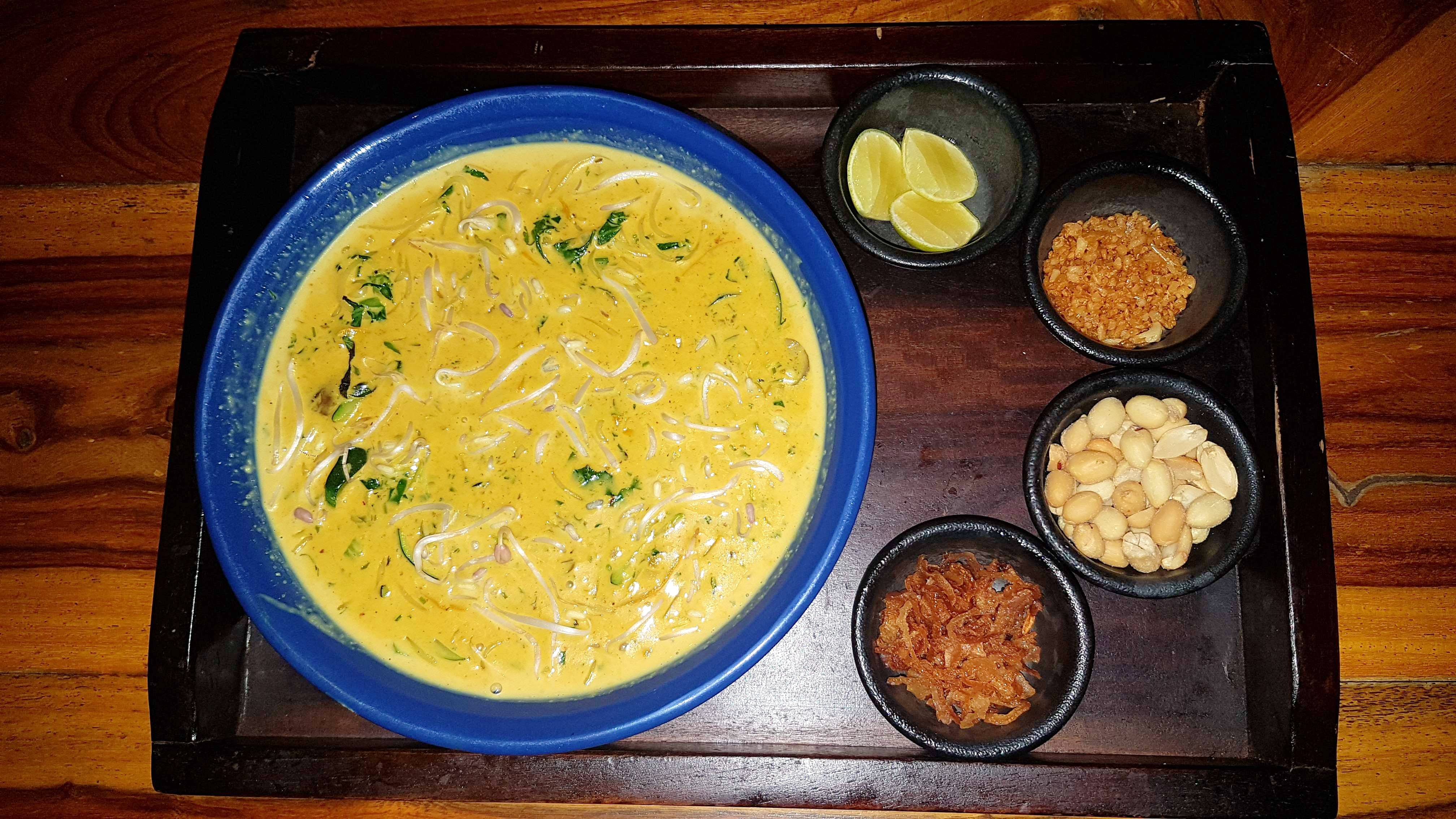 Dish,Food,Cuisine,Ingredient,Soup,Produce,Comfort food,Recipe,Yellow curry,Lunch