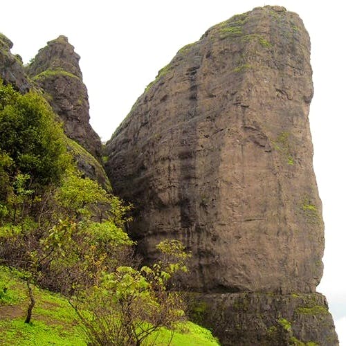 Rock,Outcrop,Formation,Cliff,Geology,Escarpment,Bedrock,Nature reserve,Klippe,Terrain