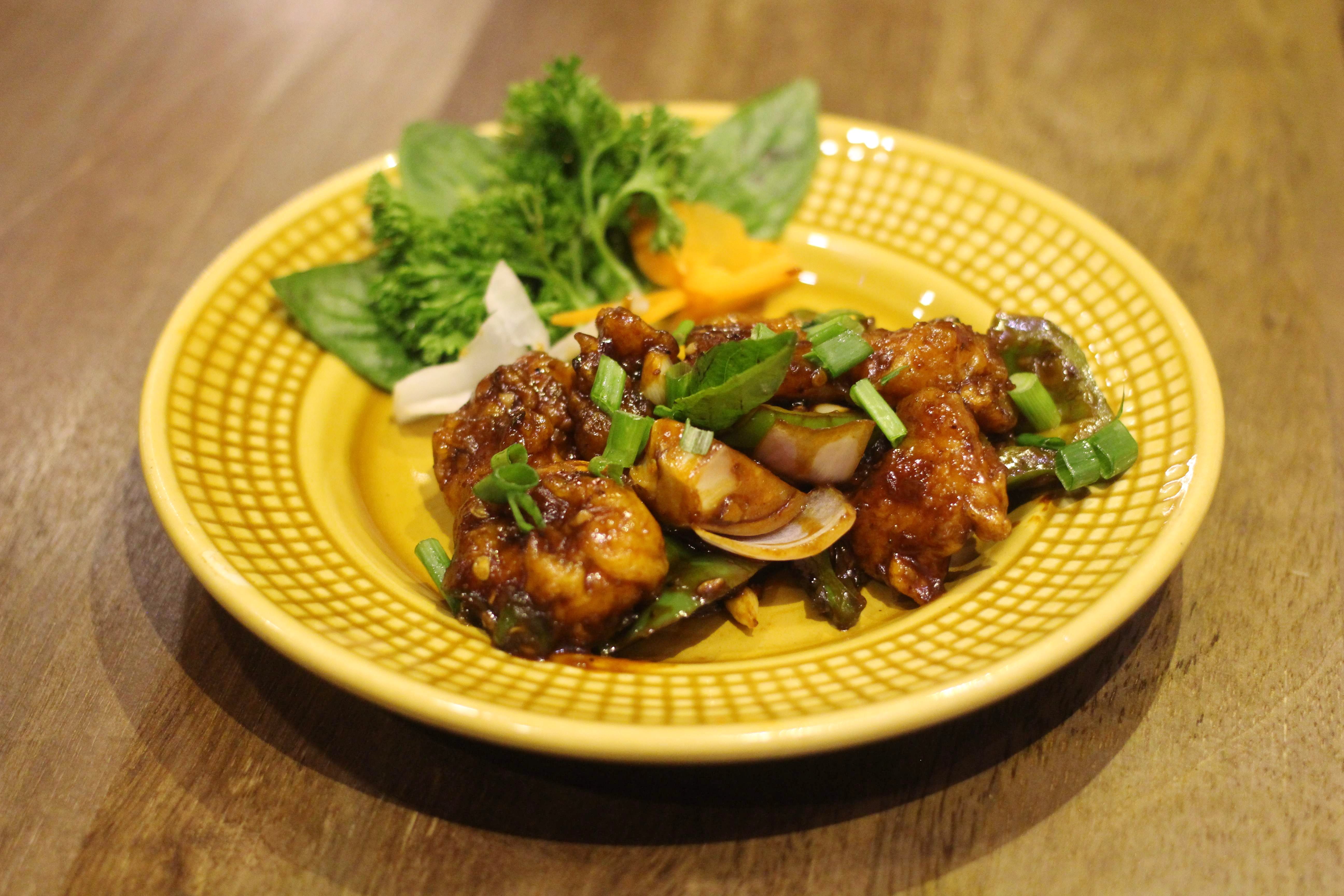 Dish,Cuisine,Food,Ingredient,Meat,General tso's chicken,Produce,Chicken marsala,Recipe,Orange chicken
