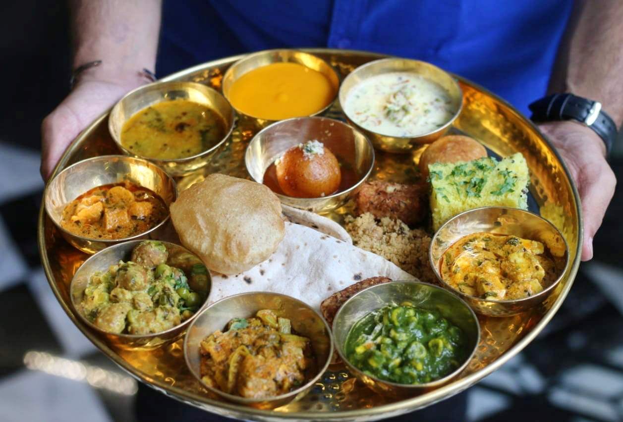 Dish,Food,Cuisine,Meal,Ingredient,Lunch,Indian cuisine,Vegetarian food,Recipe,Punjabi cuisine