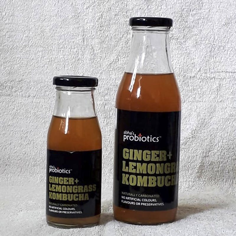 Drink,Bottle,Product,Glass bottle,Liquid,Ingredient,Kombucha,Non-alcoholic beverage