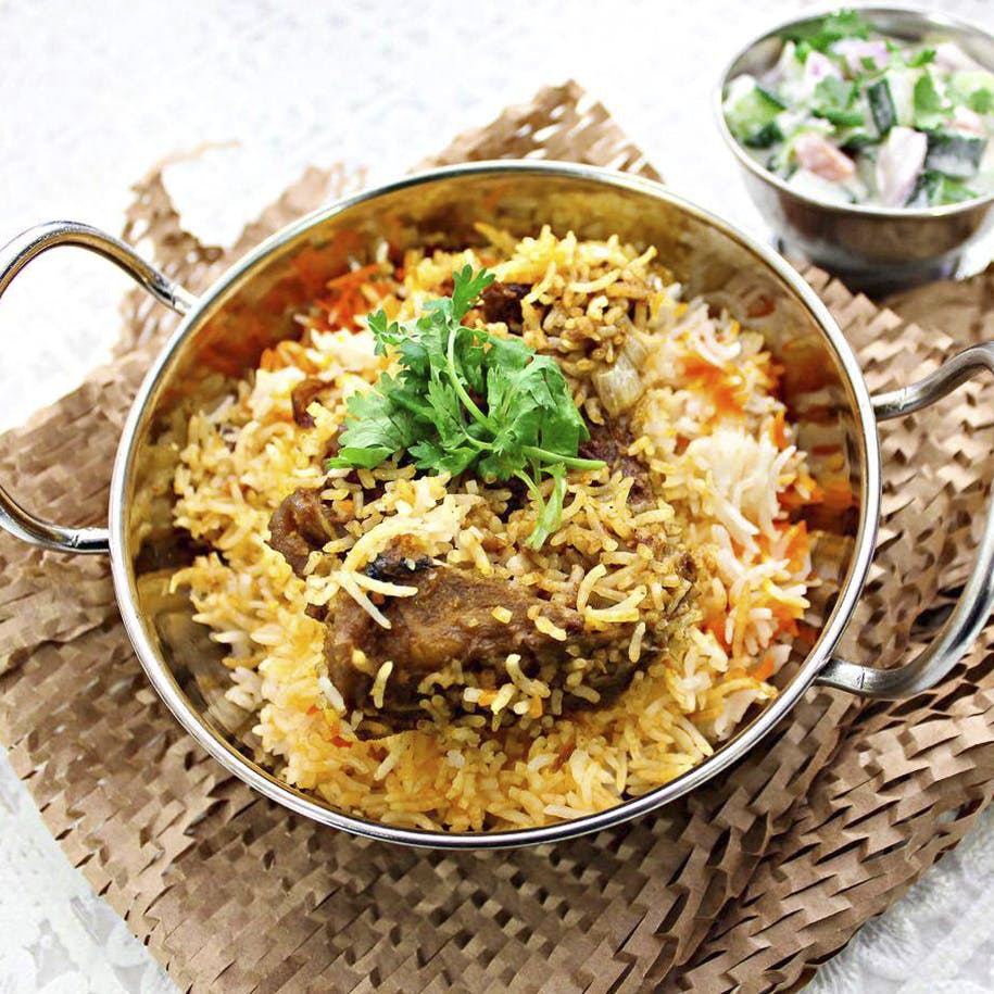 Dish,Spiced rice,Food,Cuisine,Ingredient,Biryani,Hyderabadi biriyani,Basmati,Recipe,Rice