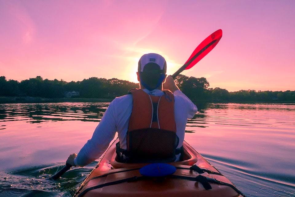 Kayaking,Sky,Boating,Kayak,Canoeing,Paddle,Outdoor recreation,Recreation,Boats and boating--Equipment and supplies,Vehicle